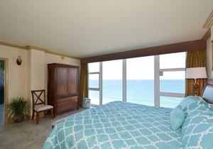 Oceanfront Fort Lauderdale Vacation Rental Condo With Pool. Direct Beachfront.