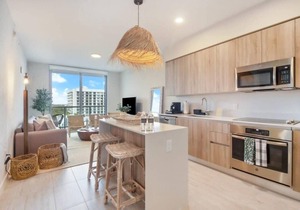 One Bedroom Condo King Bed With City Views