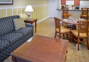 One Bedroom, Ocean View, Luxury Condo, Ormond Beach, Florida (2410922)
