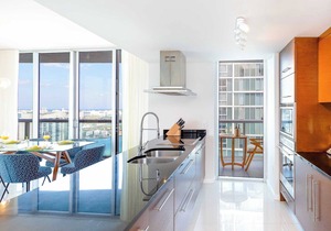 Open-Concept Brickell Suite | Urban Core