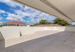 Orduna Court | Coral Gables | Boutique Penthouse 3BR + 2BTH