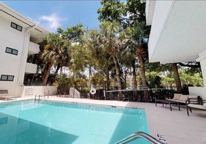 Orduna Court | Coral Gables | Boutique Penthouse 3BR + 2BTH