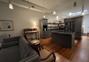 Palafox Loft 122, sleeps 2