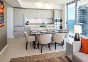 Perfect CornerCondo@Hyde Ocean&WaterViews