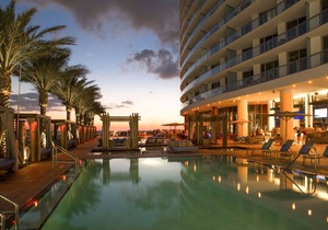 Perfect CornerCondo@Hyde Ocean&WaterViews