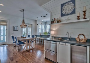 Pet Friendly Designer Home with Private Pool, Golf Cart and Bikes