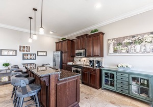 Pet Friendly ~ Two Golf Carts ~ Golf Course View ~ Back Patio