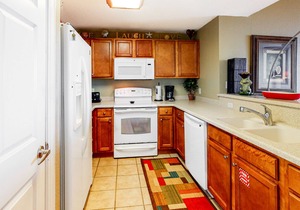 Picture-perfect Gulf-front condo with lagoon pool, hot tub - walk to beach