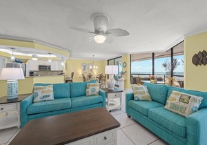 Pine Cove#304 is a 3/2 beachfront Sanibel vacation rental condo
