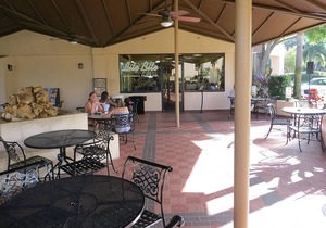 Prime Location! 3 Serene Units, Pool, Free Parking, Near Walt Disney World