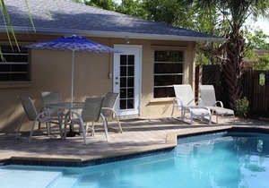 Private Luxury Pool, Morning Coffee On The Front Porch, Easy Walk To The Beach