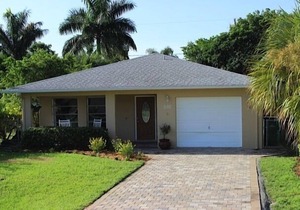 Private Luxury Pool, Morning Coffee On The Front Porch, Easy Walk To The Beach