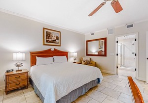 Private Tennis Villas Condo Featuring Free WiFi, Shared Pool, Private W/D, AC