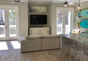 Prominence on 30A, Perfect 3 Bedrooms - 4 Yolo Bikes- 2 Paddle Boards- Golf Cart