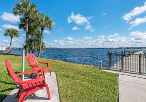 Quality Inn and Suites Riverfront
