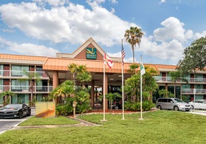 Quality Inn & Suites Tarpon Springs South