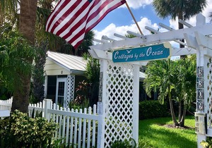 Quiet Cottage, free Wi-fi, Sm Dog OK, Walk to beach