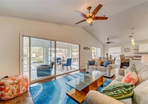 Quiet Water Front Retreat