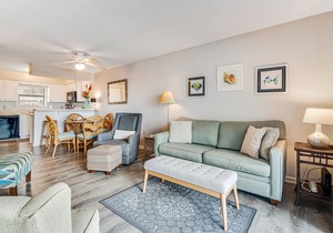 Recently Remodeled Condo w/Private Deck, Shared Outdoor Pool, Central AC, WiFi