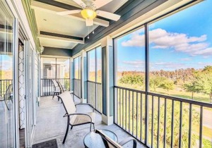 Refreshing 3BR Apartment Near Disney - Pool and Hot Tub!