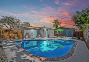 *Relax and Enjoy Fort Lauderdale Beach!