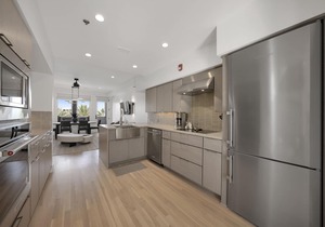 Renovated Penthouse in Seaside, Overlooking Amphitheater, Gulf Views, 2 Bikes