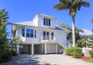 Saba Winds South Beachfront