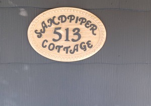 Sandpiper Cottage Newly renovated home in Lake Worth Beach Historical District.
