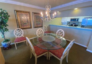 Sanibel Harbour Resort Harbour Tower 315: Relaxing while watching for dolphins in the water below.