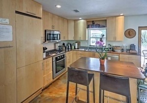 Sarasota House with Backyard Oasis 6 Mi to Beach!