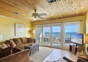 Sea Haunts 3C - Gulf Front, Great Views, Community Pool + Hot Tub, 30A!
