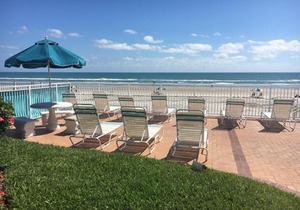 Sea Shells Beach Club #115 Apartment