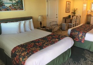 Sea Shells Beach Club #104 Apartment
