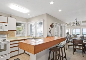Sealoft 201 | Beachfront With Three Balconies