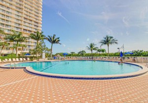 Seaview Court