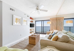 Seventh-floor dog-friendly condo with incredible Gulf-front views & pool