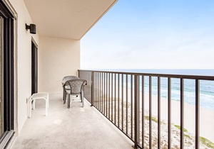 Seventh-floor dog-friendly condo with incredible Gulf-front views & pool