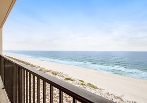Seventh-floor dog-friendly condo with incredible Gulf-front views & pool
