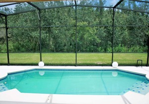 Sleeps up to 10 in this fully equipped home- Calabria in Kissimmee