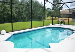 Sleeps up to 10 in this fully equipped home- Calabria in Kissimmee