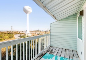 Soundfront Condo with Water Views, Patio, Shared Pool, Central A/C, & Free WiFi