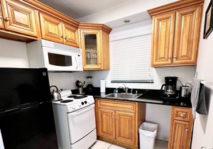 Southwinds #2 for 3, King Studio for 3 w/Kitchen
