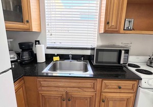 Southwinds #5 for 5 guests -Near the beach