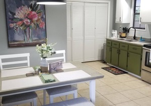 Spacious 1 bedroom Avondale guesthouse 🏡