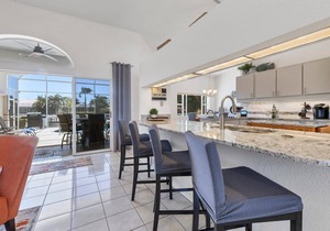 🥇 Spacious 3bd waterfront villa with a private pool (CH868)