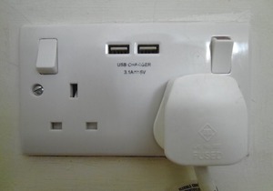 Spacious, eco-friendly studio apartment in a great location in Earl's Court.