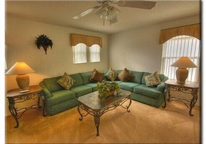 Spacious Sunrise Villa in Clermont