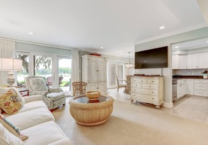 Spacious Two-Level Beach Wood Villa on Amelia Island Resort!