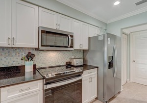 Spacious Two-Level Beach Wood Villa on Amelia Island Resort!