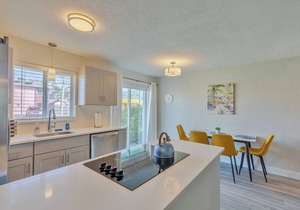 Spotlessly Clean Comfy King Beds 1 Mi 2 Honeymoon Beach Pass Included 4 Stay